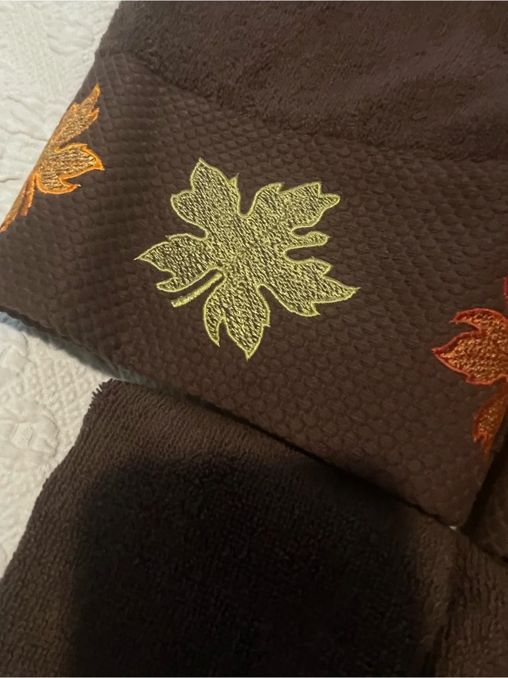 Harvest Moon Collection Chocolate Brown 4 Towel Set w/embroidered leaves